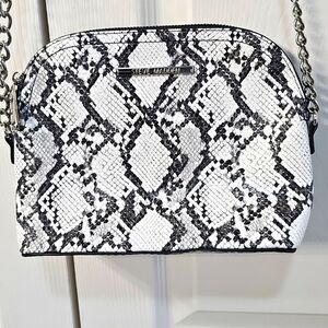 Steve Madden Snakeskin Maggie Crossbody Black & White EUC